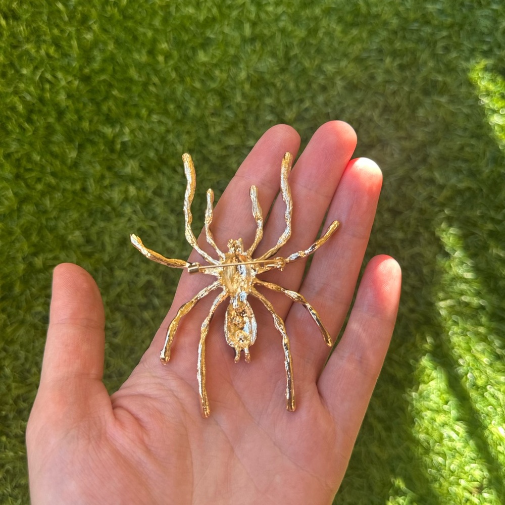 Spider Brooch Insect Jewelry Pin - Picture 3 of 5